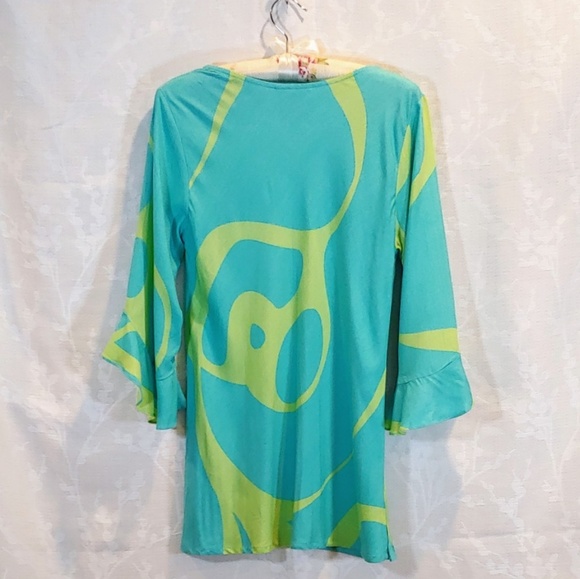 Escapada | Abstract Ruffle Sleeve Tunic | XS - Picture 7 of 8